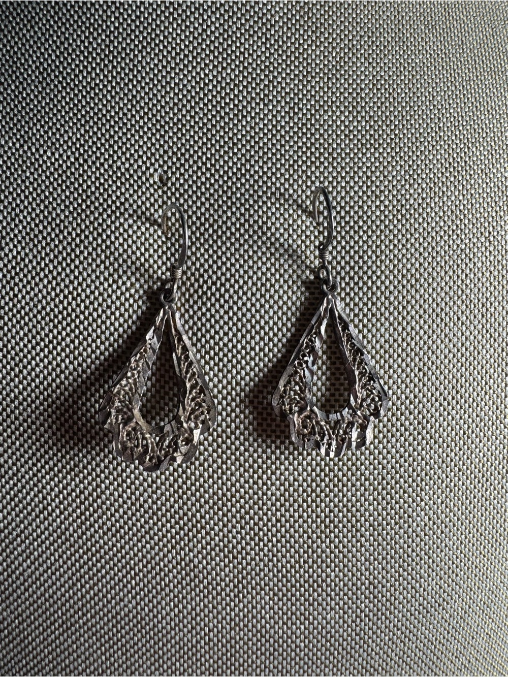 Sterling silver Elegant Teardrop Filigree Dangle Earrings